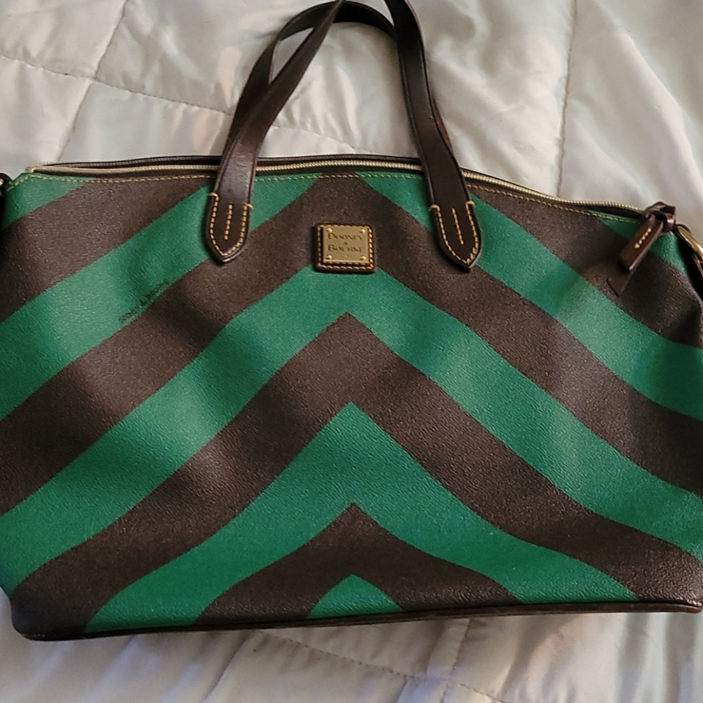 Dooney & Bourke purse